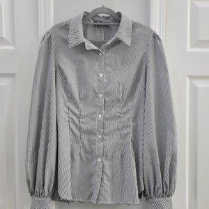 DO+BE  •  Black + White Striped Young Ladies Dress Shirt  •  Juniors Size: L